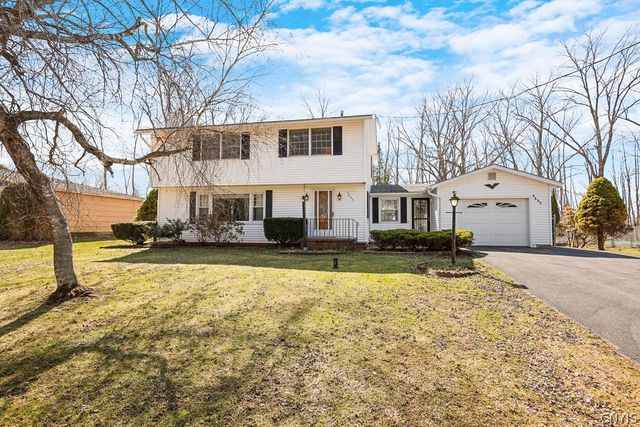 5645 Stevens Drive South, Cicero, NY 13039