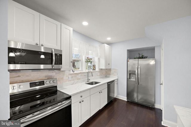 2923 N VAN BUREN ST, Wilmington, DE 19802