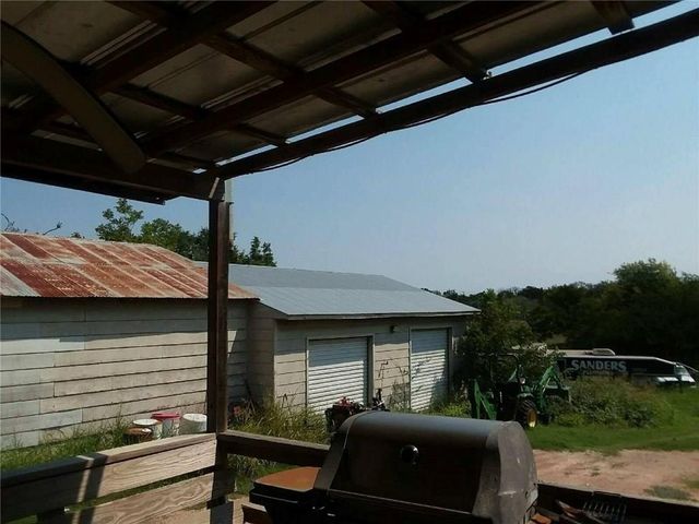 1819 S Chestnut Street, Lampasas, TX 76550