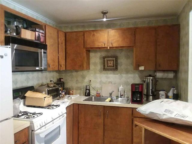 1819 S Chestnut Street, Lampasas, TX 76550