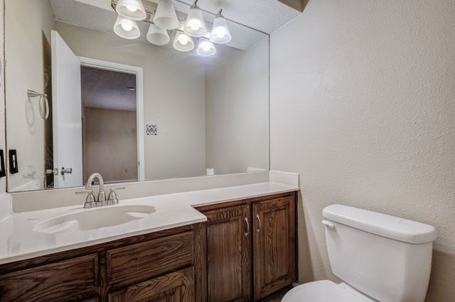 1413 Palmnold Circle E, Fort Worth, TX 76120