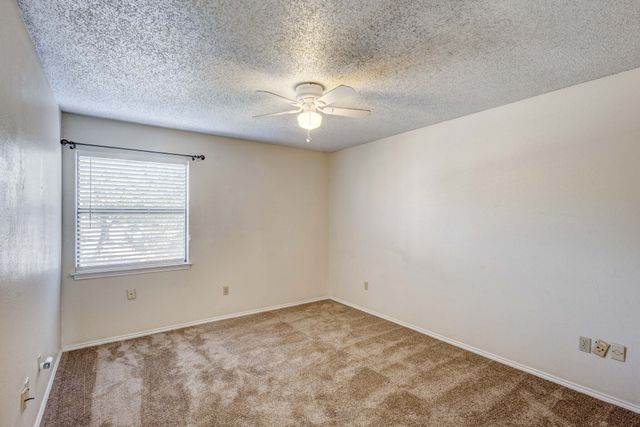 1413 Palmnold Circle E, Fort Worth, TX 76120