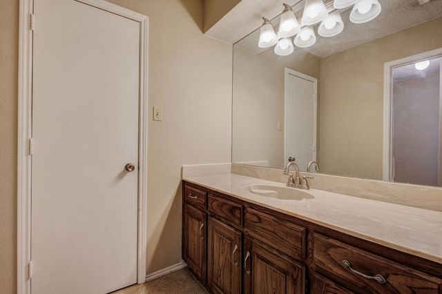 1413 Palmnold Circle E, Fort Worth, TX 76120