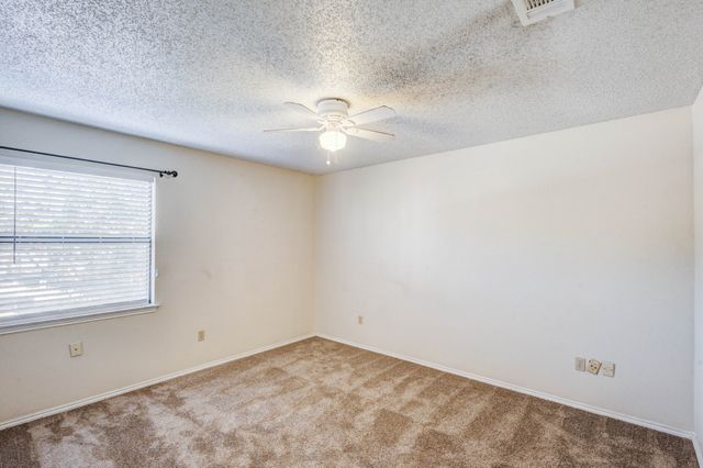 1413 Palmnold Circle E, Fort Worth, TX 76120