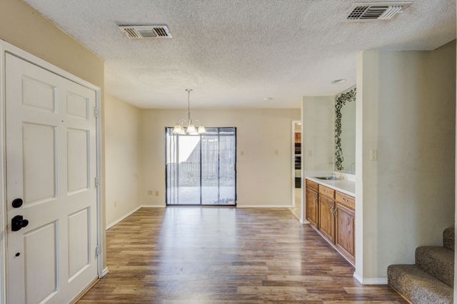 1413 Palmnold Circle E, Fort Worth, TX 76120