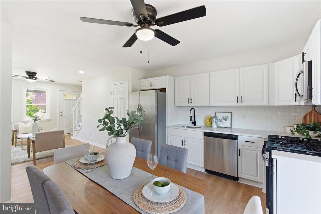 Image 12 of property listing at 6825 EASTBROOK AVE, Baltimore, MD 21224