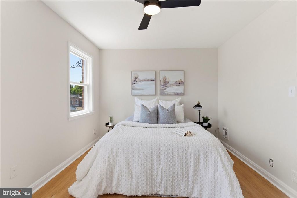 Image 18 of property listing at 6825 EASTBROOK AVE, Baltimore, MD 21224