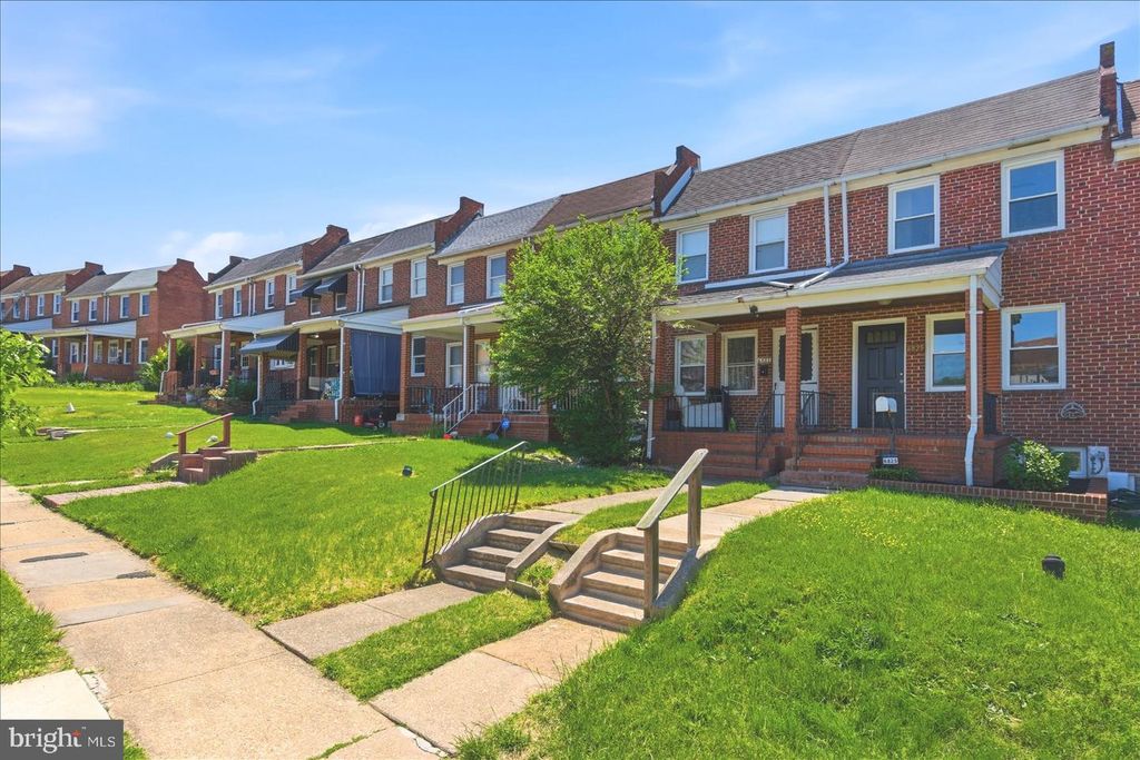Image 33 of property listing at 6825 EASTBROOK AVE, Baltimore, MD 21224