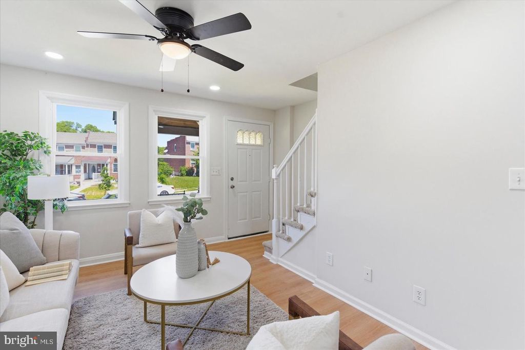 Image 8 of property listing at 6825 EASTBROOK AVE, Baltimore, MD 21224