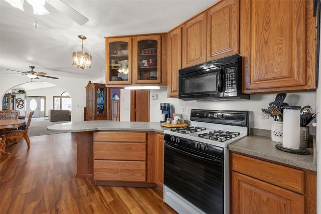 2426 Fruitland Boulevard SW, Cedar Rapids, IA 52404