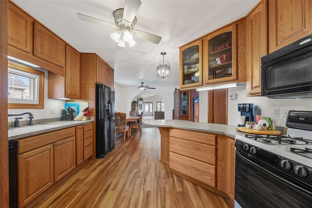 2426 Fruitland Boulevard SW, Cedar Rapids, IA 52404