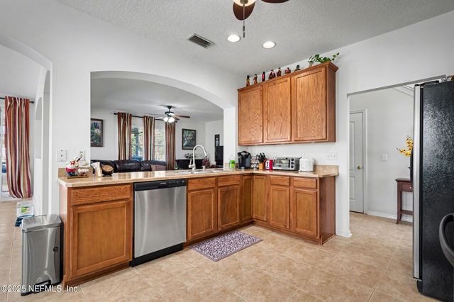 12561 TROPIC Drive, Jacksonville, FL 32225