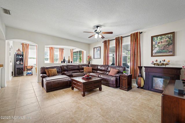 12561 TROPIC Drive, Jacksonville, FL 32225