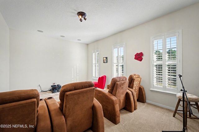 12561 TROPIC Drive, Jacksonville, FL 32225