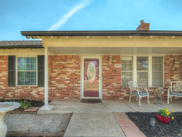 15070 Tomahawk Drive, Yukon, OK 73099