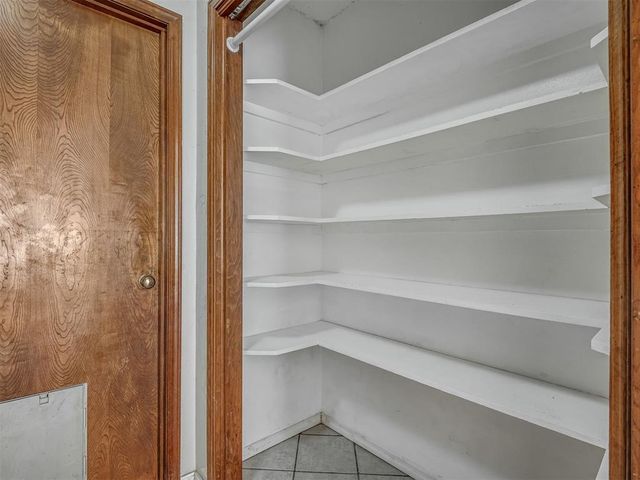 15070 Tomahawk Drive, Yukon, OK 73099