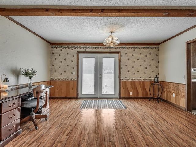 15070 Tomahawk Drive, Yukon, OK 73099