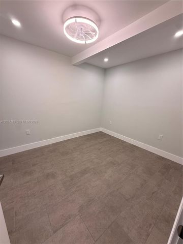 10555 SW 32nd Street 2, Miami, FL 33165