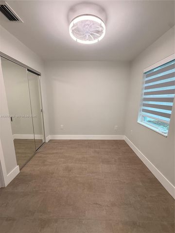 10555 SW 32nd Street 2, Miami, FL 33165