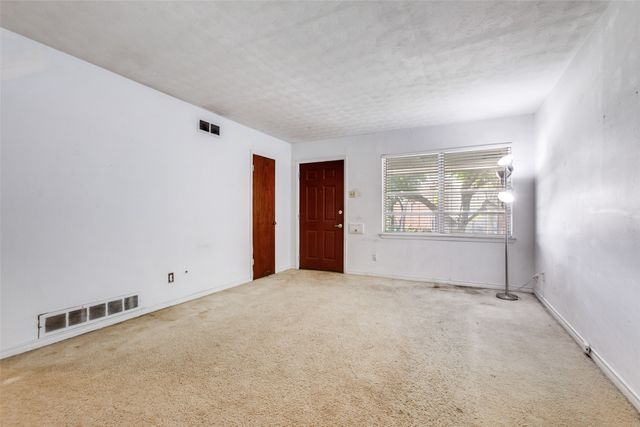 10623 Mccree Road, Dallas, TX 75238