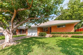 10623 Mccree Road, Dallas, TX 75238