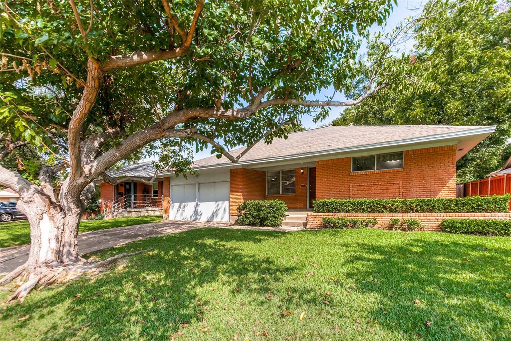 10623 Mccree Road, Dallas, TX 75238