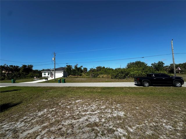 174 WRIGHT DRIVE, Rotonda West, FL 33947