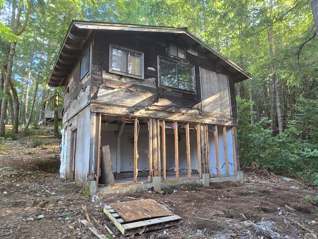 2126 China Creek Road, Redway, CA 95560