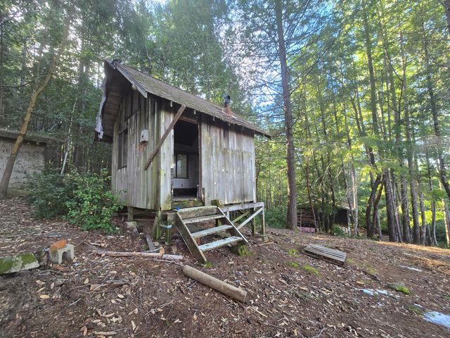 2126 China Creek Road, Redway, CA 95560