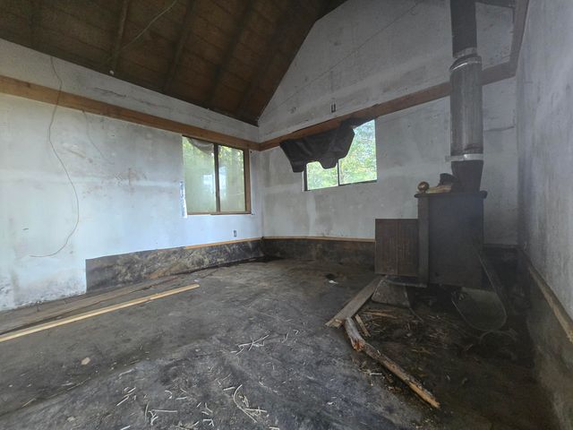 2126 China Creek Road, Redway, CA 95560