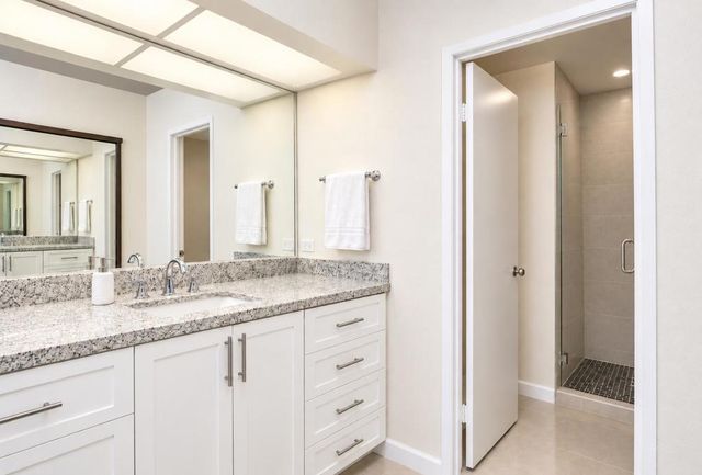 2700 E Mesquite Avenue A2, Palm Springs, CA 92264
