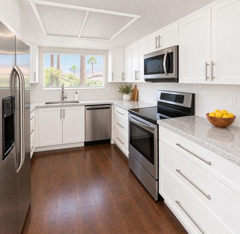 2700 E Mesquite Avenue A2, Palm Springs, CA 92264