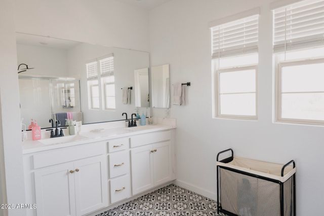 9403 E SOLINA Avenue, Mesa, AZ 85212