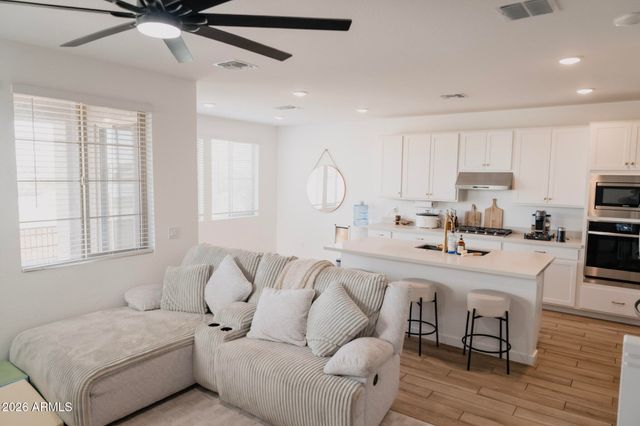 9403 E SOLINA Avenue, Mesa, AZ 85212
