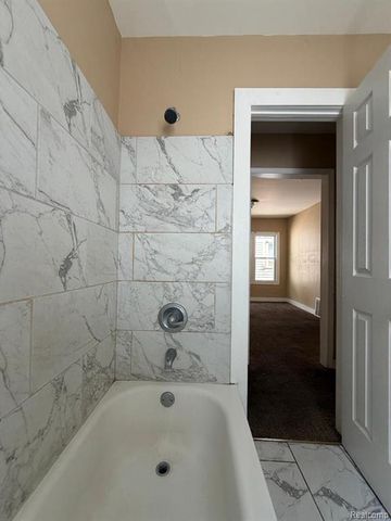 18608 Greeley Street, Highland Park, MI 48203