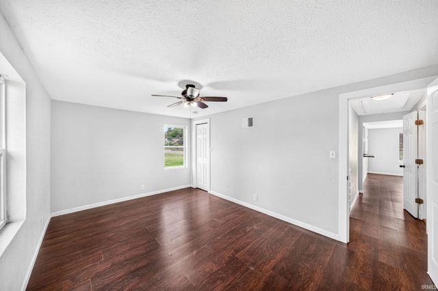221 Haney Avenue, South Bend, IN 46613
