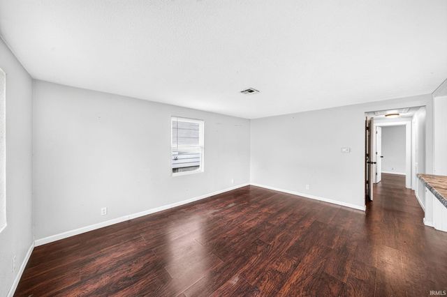 221 Haney Avenue, South Bend, IN 46613