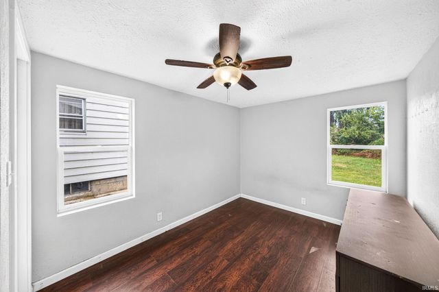 221 Haney Avenue, South Bend, IN 46613