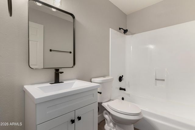 2031 W PIERSON Street, Phoenix, AZ 85015