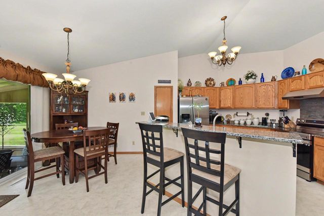 29306 River View PARKWAY, Burlington, WI 53105