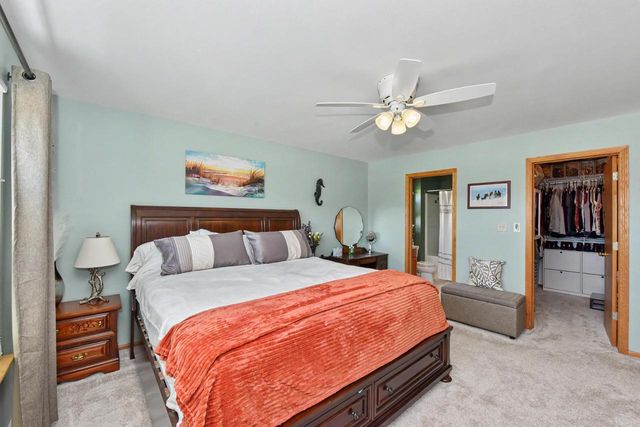 29306 River View PARKWAY, Burlington, WI 53105