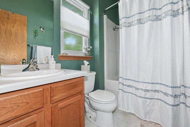 29306 River View PARKWAY, Burlington, WI 53105