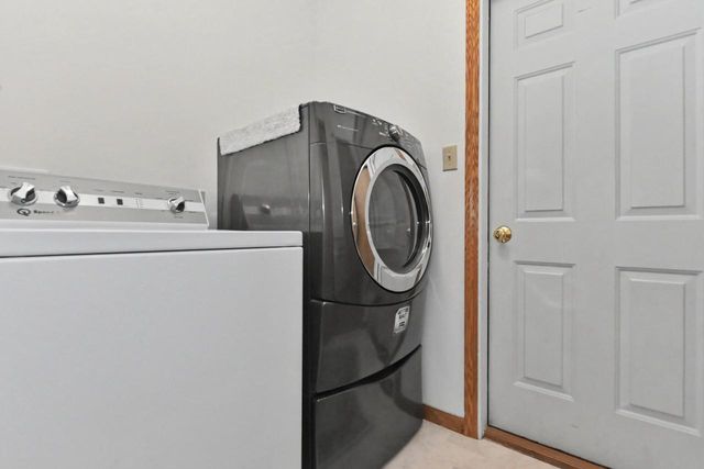 29306 River View PARKWAY, Burlington, WI 53105