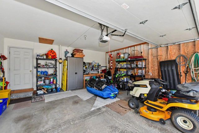 29306 River View PARKWAY, Burlington, WI 53105