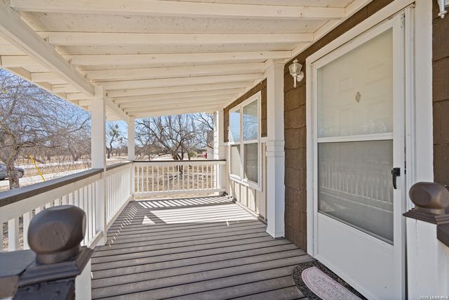 1626 Fort Clark Rd, Brackettville, TX 78832