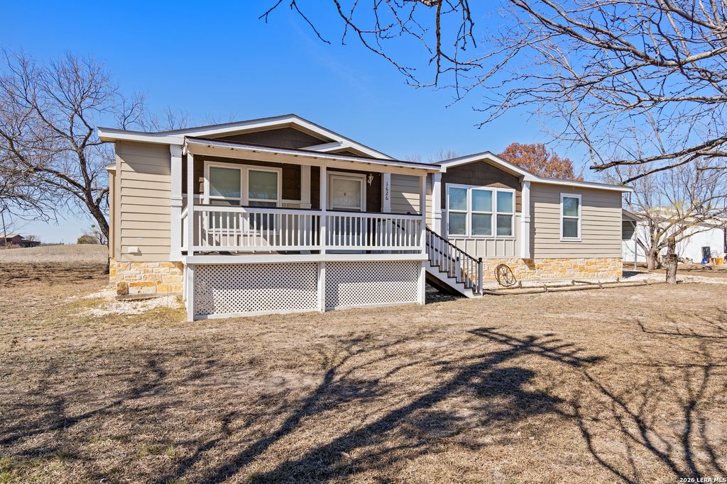 1626 Fort Clark Rd, Brackettville, TX 78832