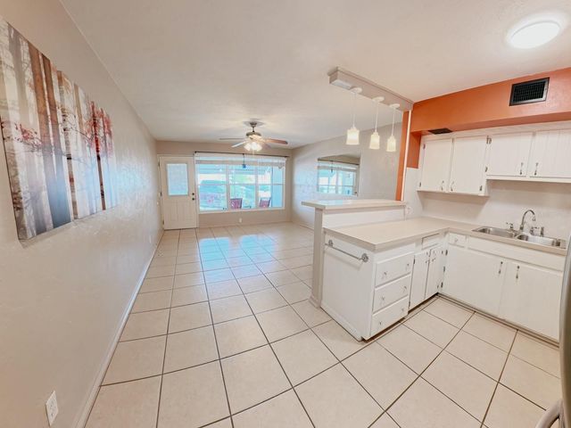 4153 58TH STREET N 142, Kenneth City, FL 33709