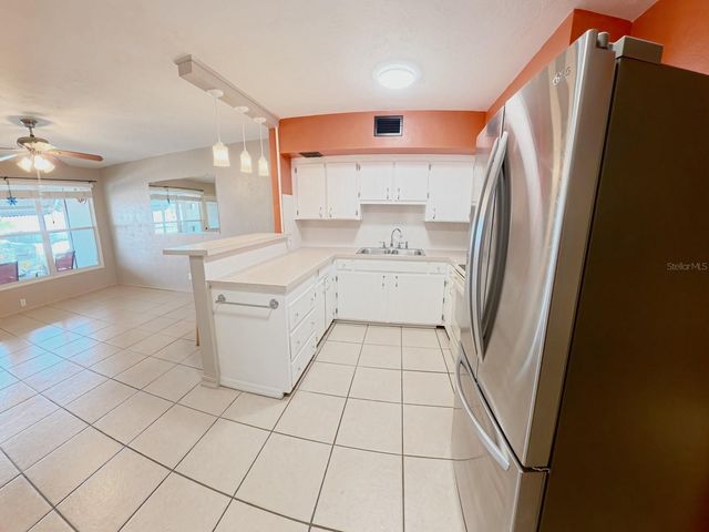 4153 58TH STREET N 142, Kenneth City, FL 33709