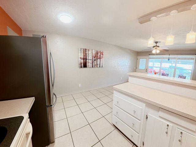 4153 58TH STREET N 142, Kenneth City, FL 33709