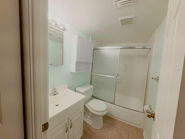4153 58TH STREET N 142, Kenneth City, FL 33709